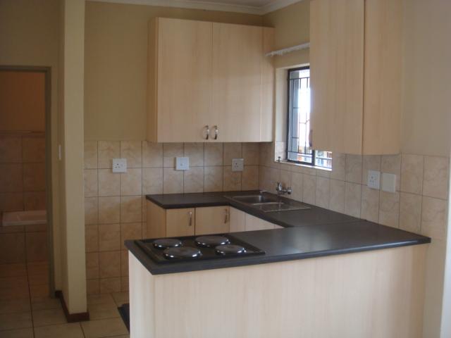 To Let 2 Bedroom Property for Rent in Bult West North West